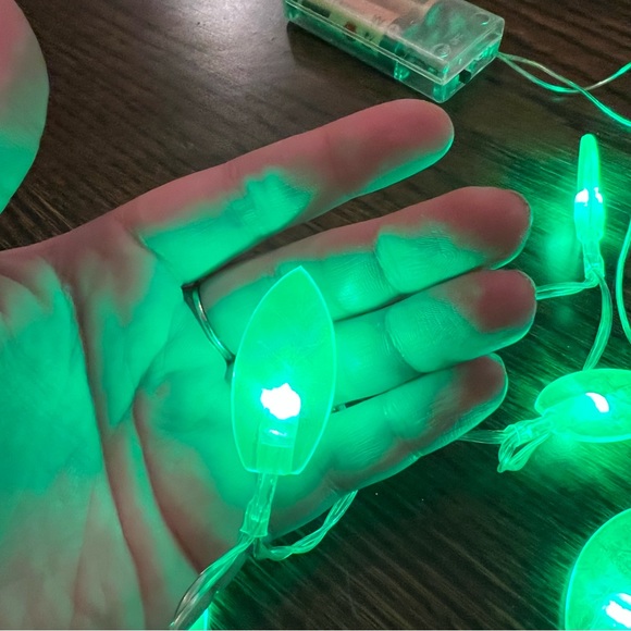 Leaf String Lights - Picture 4 of 9